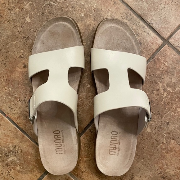 Munro Shoes - Munro sandal